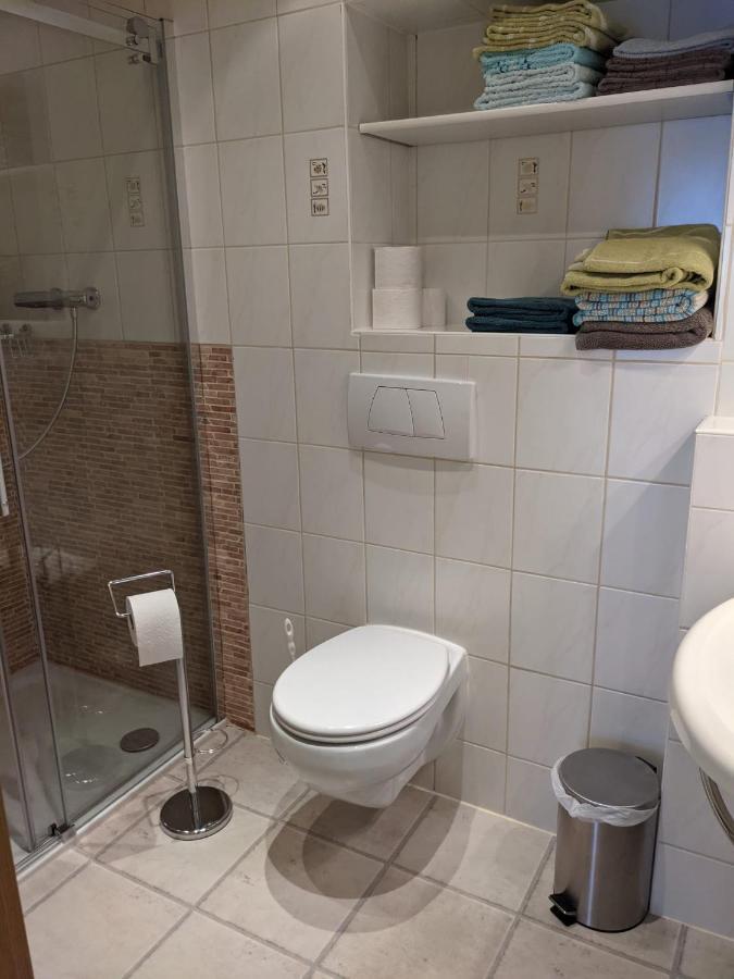 Ferienwohnung Bruss Зарлуи Екстериор снимка